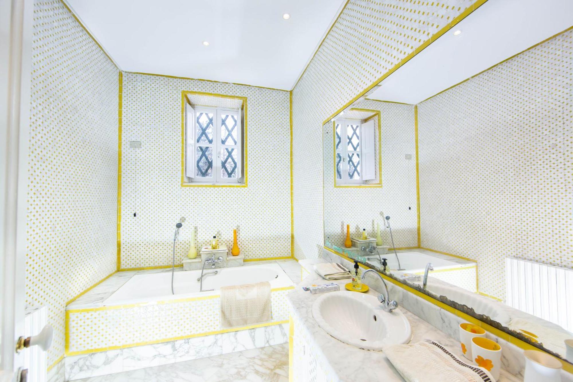 Appartement Prive Dans Une Grande Maison D'Hote La Marsa Ngoại thất bức ảnh