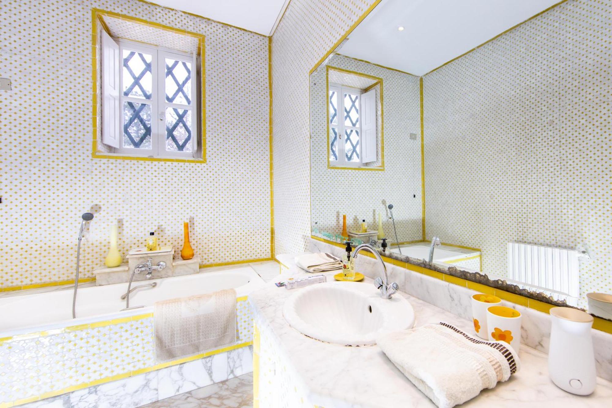 Appartement Prive Dans Une Grande Maison D'Hote La Marsa Ngoại thất bức ảnh